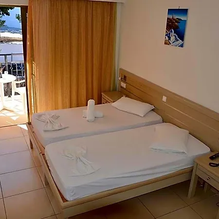 Plaza Hotel Vathis