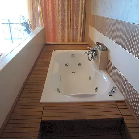 Plaza 3* Vathis
