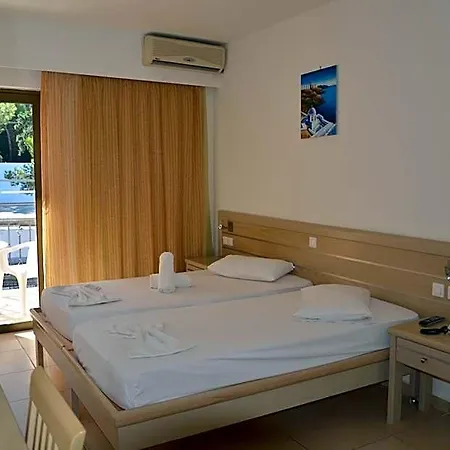Plaza 3* Vathis
